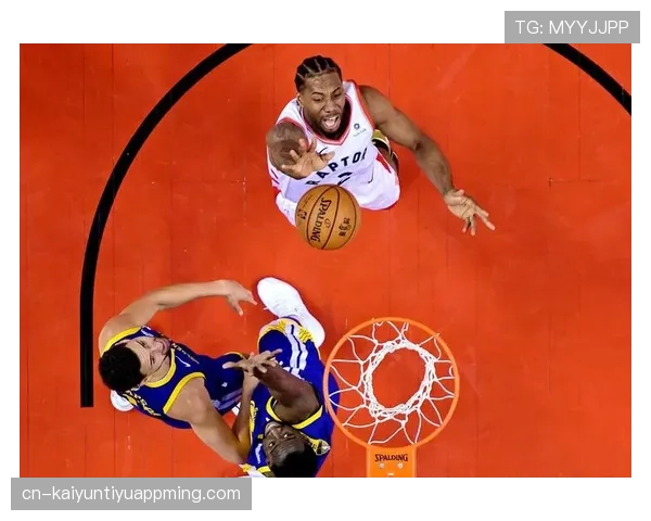 NBA与FIBA比赛中的干扰球判罚究竟有何区别？